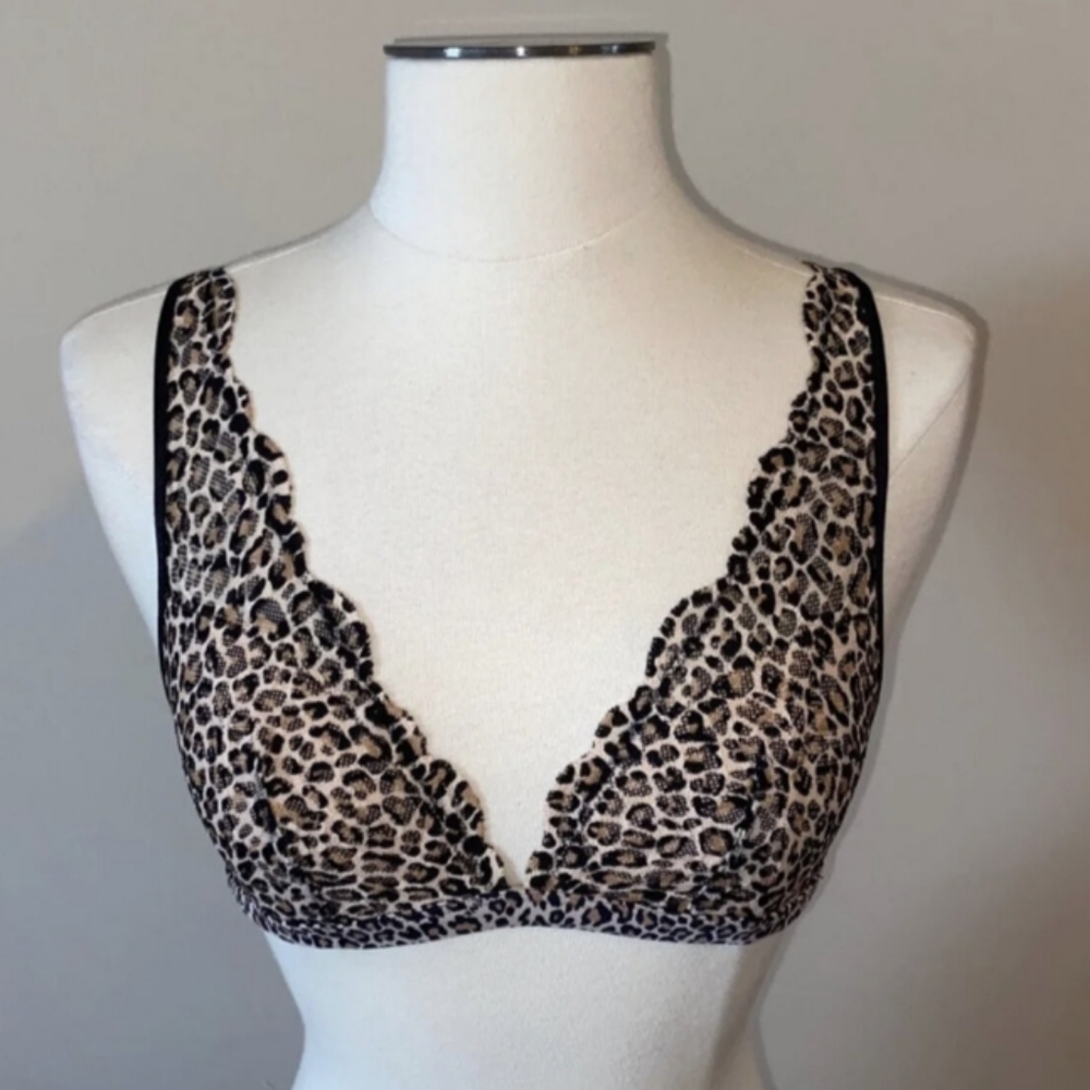 Victoria's Secret Pink Lace Leopard Print Plunge Bralette L